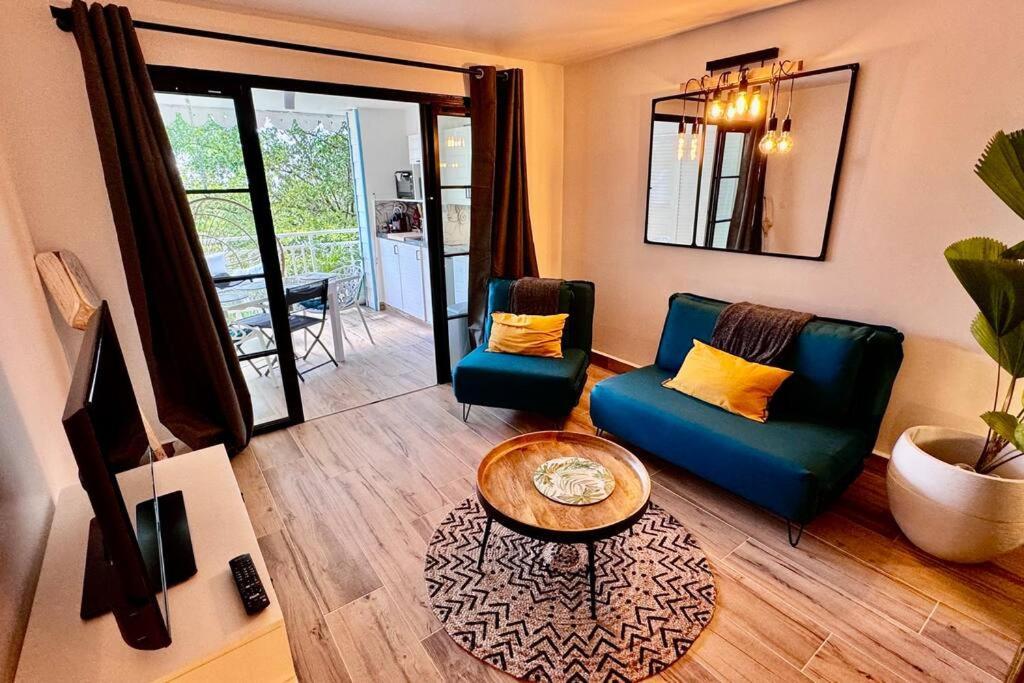 Magnifique Village Piscine & Appartement *